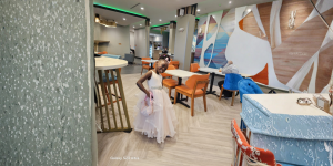 Naomi-Cafe